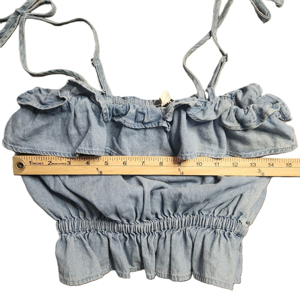 American Eagle Womens Blue Ruffled Denim Sleeveless Crop Top Shirt Extra Small - Picture 6 of 8